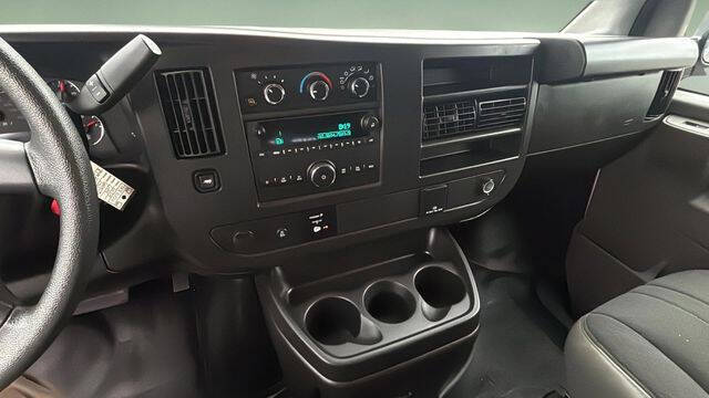 2024 GMC Savana 2500