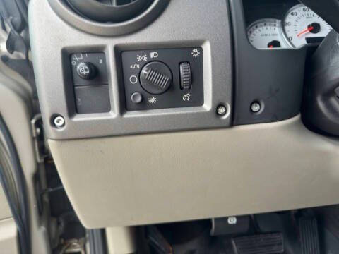 2004 HUMMER H2