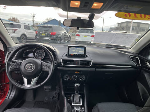 2016 Mazda MAZDA3 i Touring