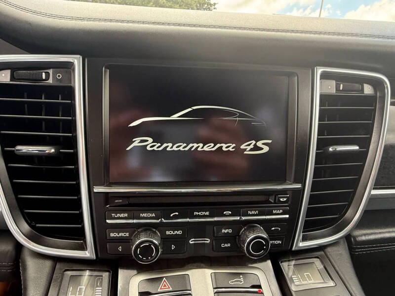 2014 Porsche Panamera 4S Executive