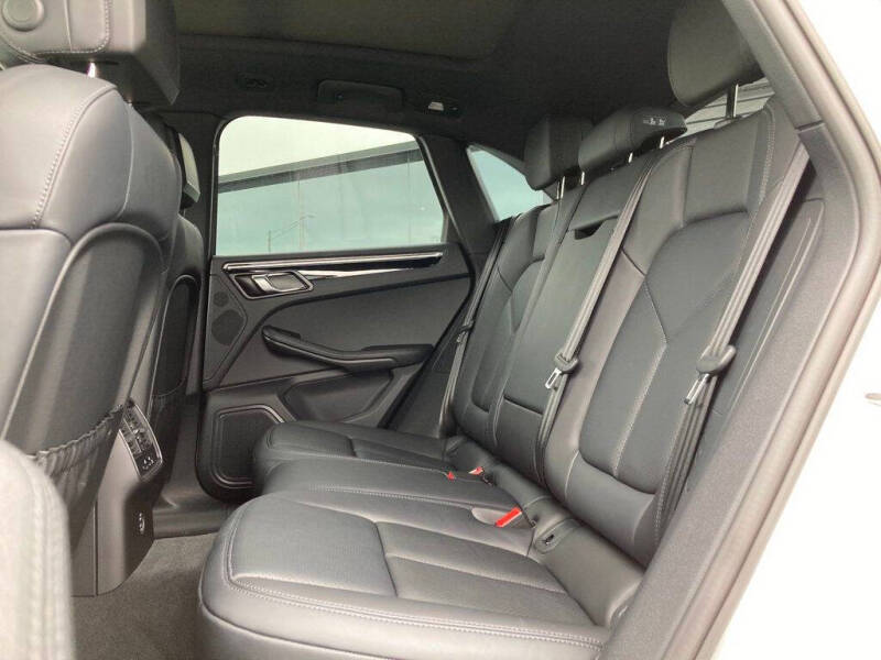 2024 Porsche Macan