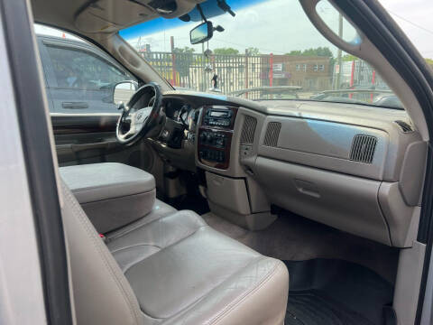 2002 Dodge Ram 1500 SLT Plus