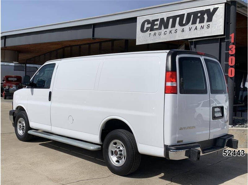 2024 GMC Savana 2500