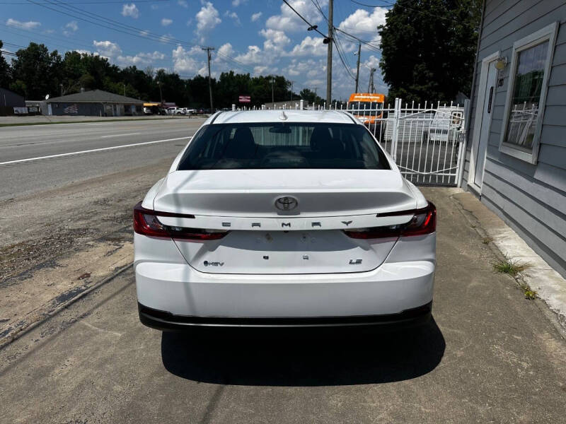 2025 Toyota Camry LE