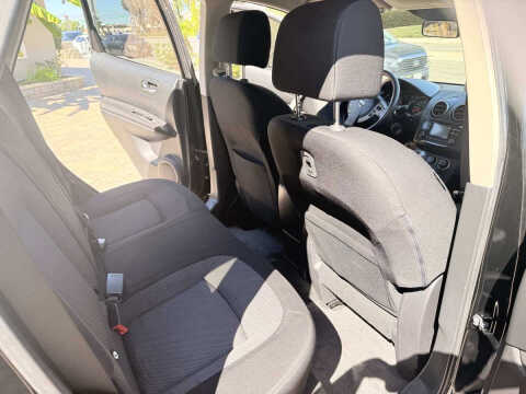 2013 Nissan Rogue SV