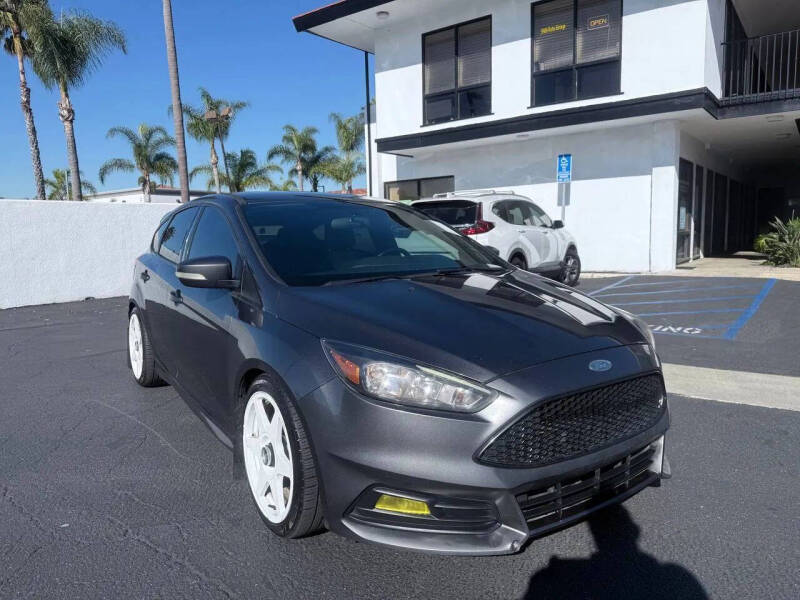 2017 Ford Focus ST