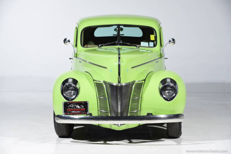 1940 Ford Deluxe