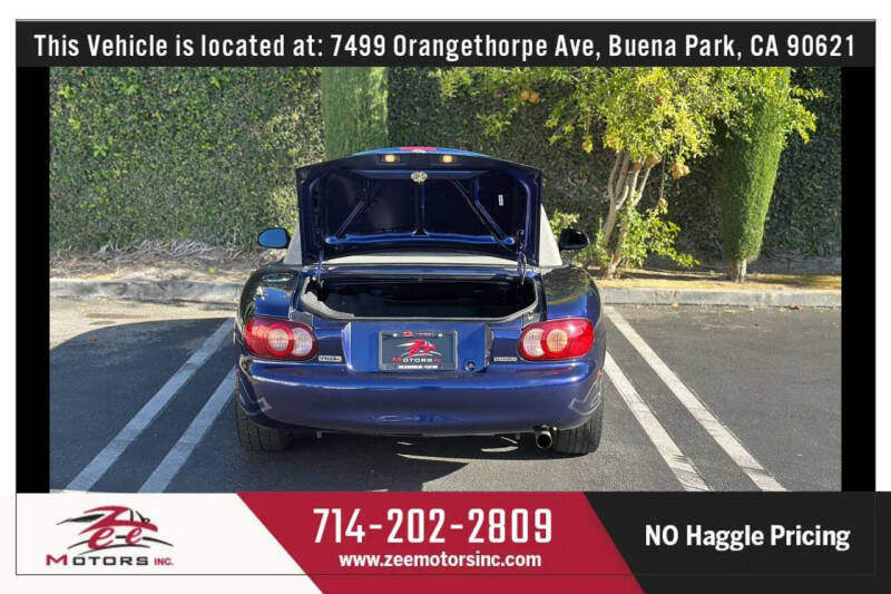 2003 Mazda MX-5 Miata