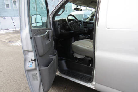 2017 GMC Savana 2500