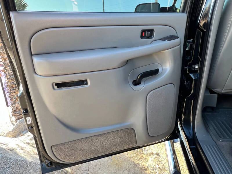 2004 GMC Sierra 2500HD