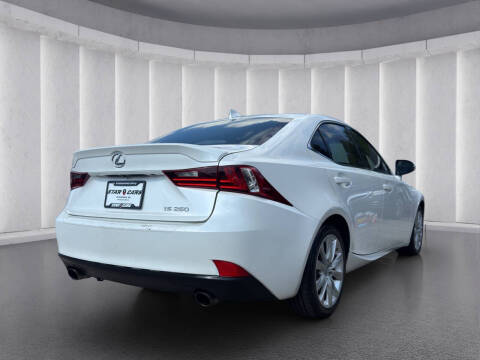 2015 Lexus IS 250 Crafted Line