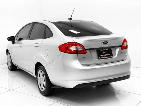 2013 Ford Fiesta SE