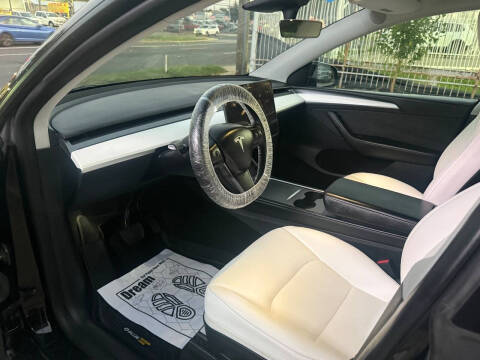 2023 Tesla Model Y Long Range