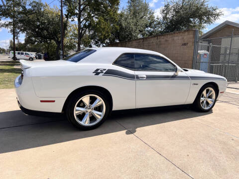 2016 Dodge Challenger R/T Plus