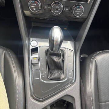 2019 Volkswagen Tiguan SE