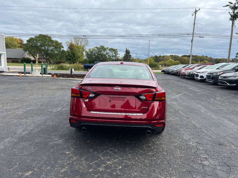 2023 Nissan Altima 2.5 SR