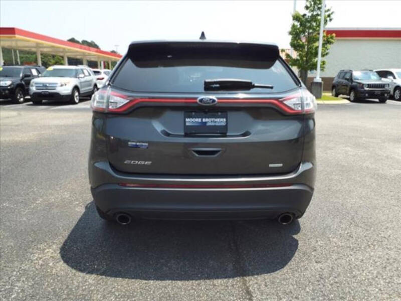 2018 Ford Edge SE