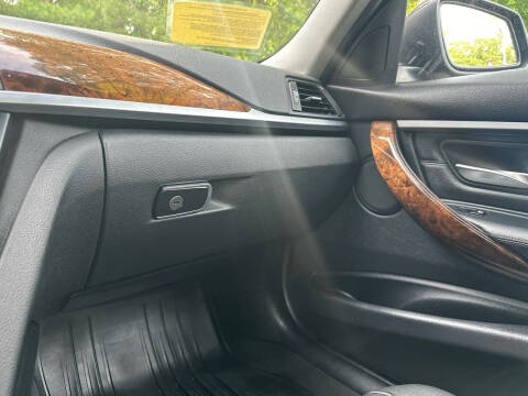 2015 BMW 3 Series 328i