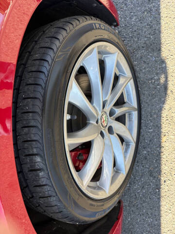 2017 Alfa Romeo Giulia Ti