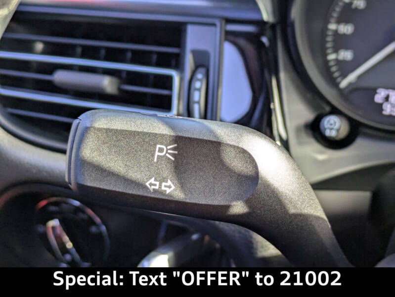 2022 Porsche Macan S