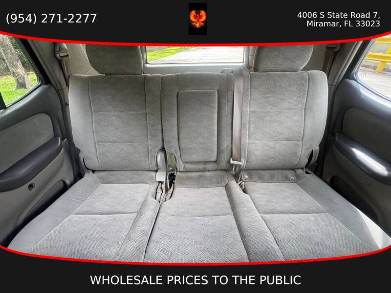 2005 Toyota Sequoia SR5