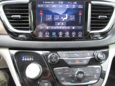 2018 Chrysler Pacifica Touring L Plus