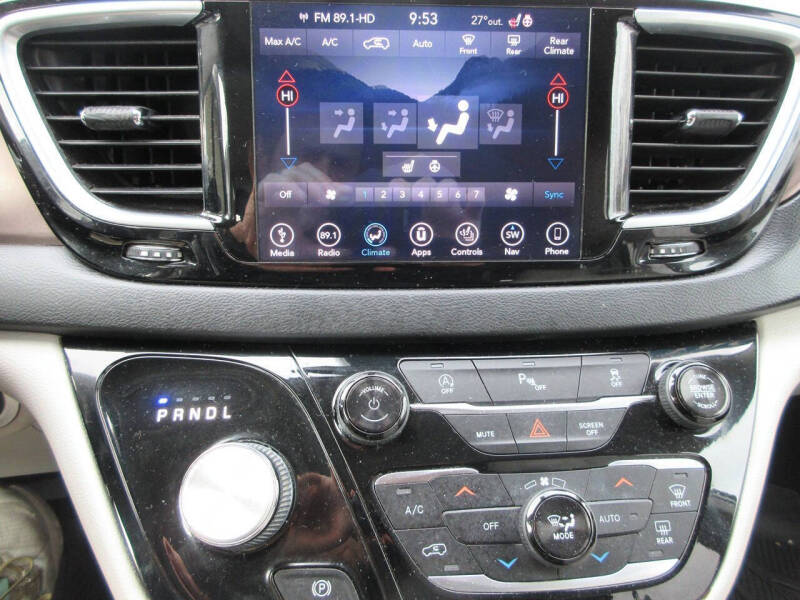 2018 Chrysler Pacifica Touring L Plus