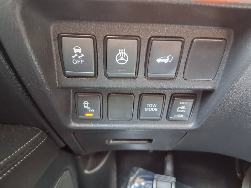 2019 Nissan Pathfinder SL