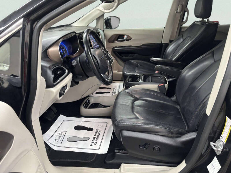 2018 Chrysler Pacifica Touring L
