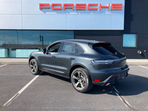 2025 Porsche Macan
