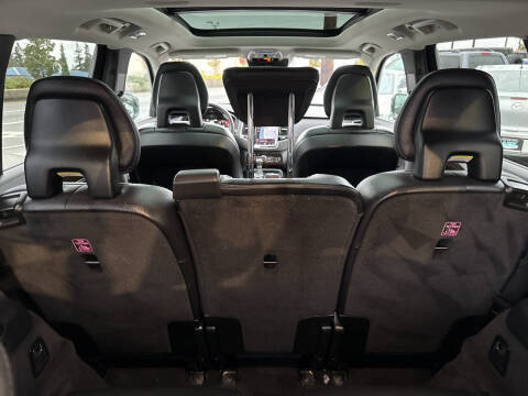 2016 Volvo XC90 T6 Momentum