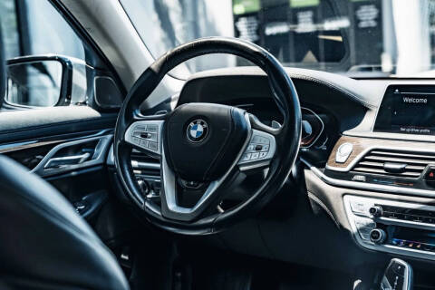 2022 BMW 7 Series 740i xDrive