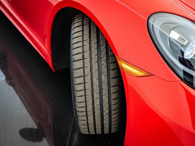 2021 Porsche 718 Boxster
