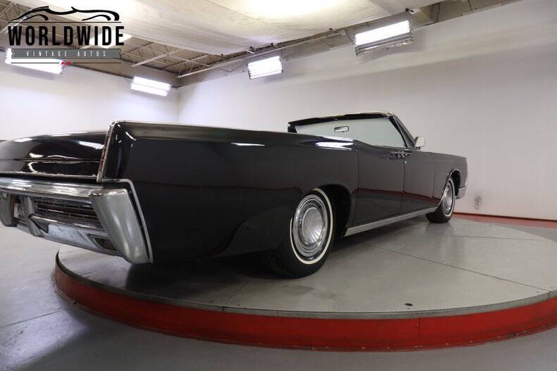 1967 Lincoln Continental