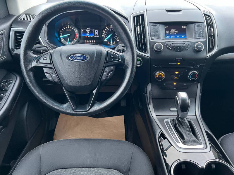 2016 Ford Edge SE