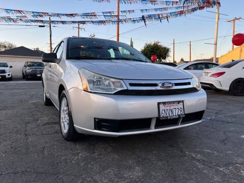 2011 Ford Focus for sale at Tristar Motors in Bell CA