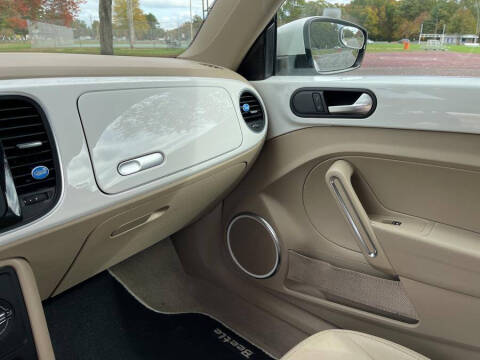 2013 Volkswagen Beetle