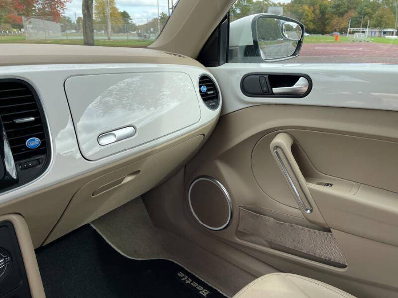 2013 Volkswagen Beetle