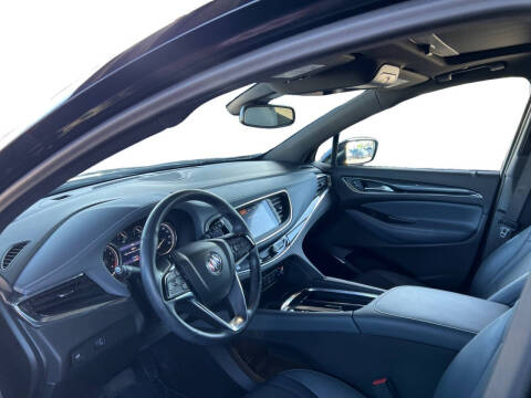 2022 Buick Enclave Essence