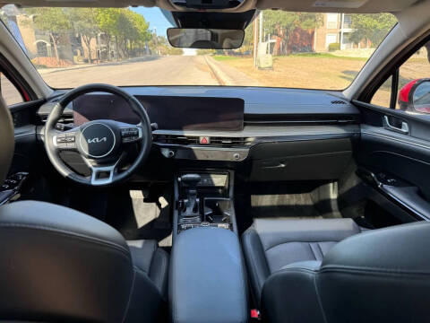 2025 Kia K5 EX