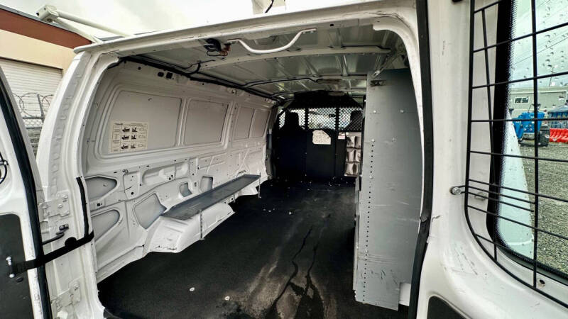 2010 Ford E-Series E-250