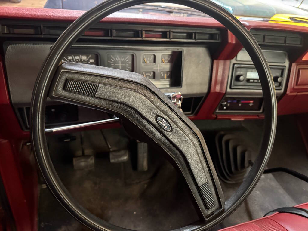 1986 Ford F-150 12