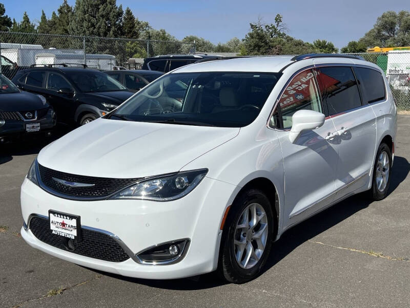 2020 Chrysler Pacifica Touring L