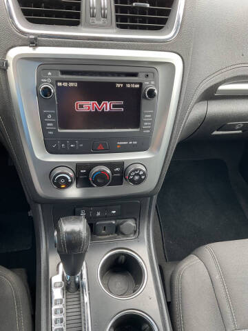 2016 GMC Acadia SLE-1