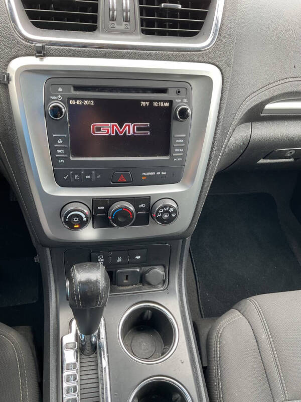 2016 GMC Acadia SLE-1