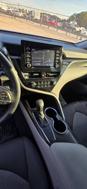 2021 Toyota Camry LE