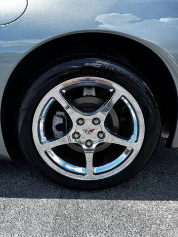 2004 Chevrolet Corvette