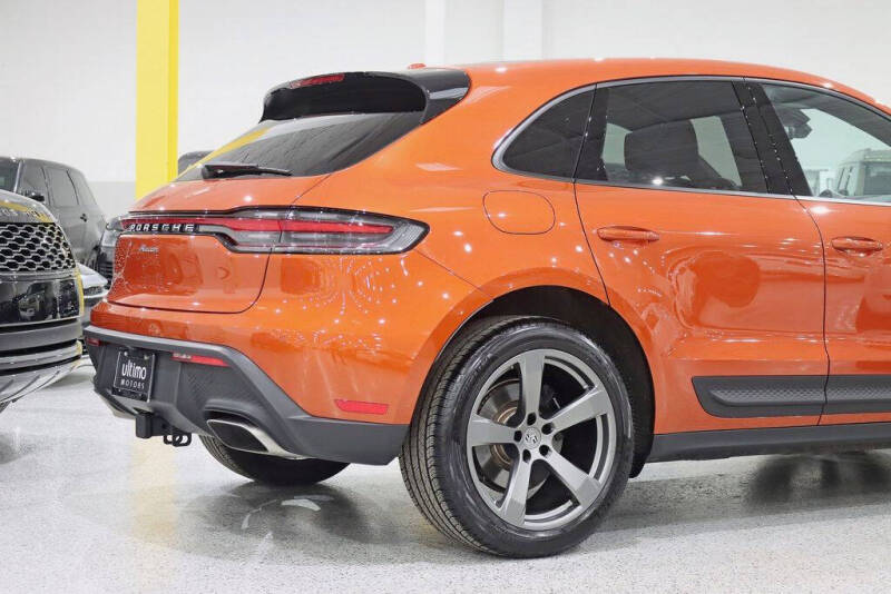 2025 Porsche Macan