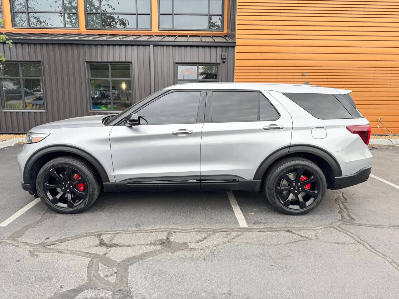 Silver 2022 Ford Explorer ST AWD ST 4dr SUV 2