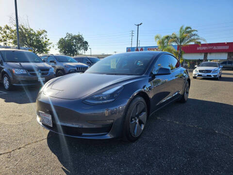 2022 Tesla Model 3 Long Range